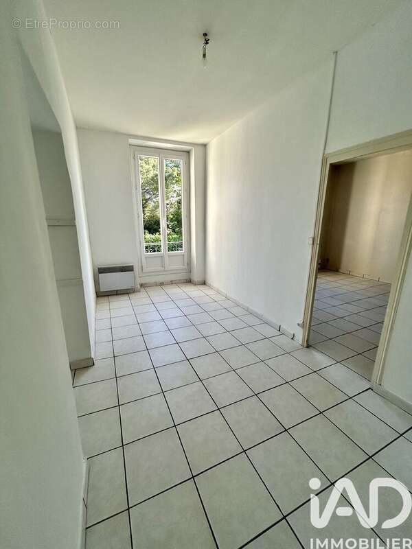Maison 133 m² à Montblanc  - photo 8