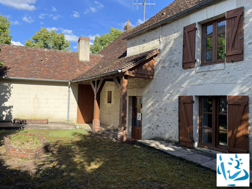 Maison 96 m² à Mortagne-Au-Perche  - photo 7