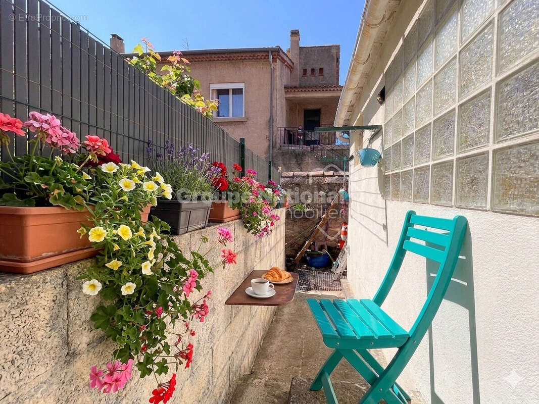 Maison de Village de Charme avec Toit-Terrasse - Coeur de Ville Les Pennes Mirabeau - photo 2