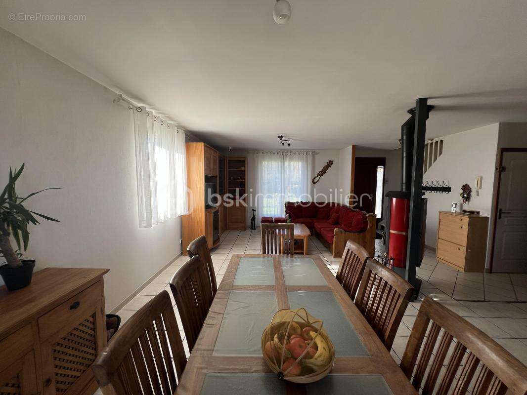 Maison à RICHEBOURG