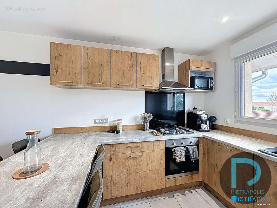 Appartement à CHAVANOZ