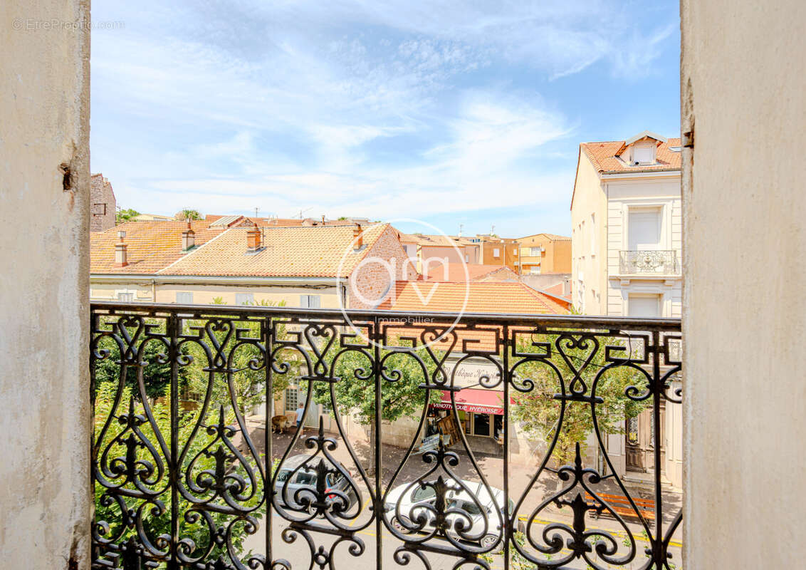 Appartement à HYERES