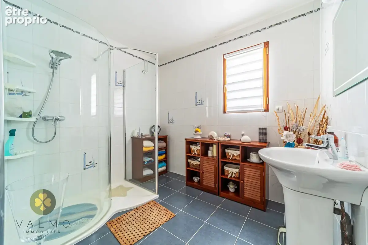 Maison 260 m2 avec piscine couverte - photo 18