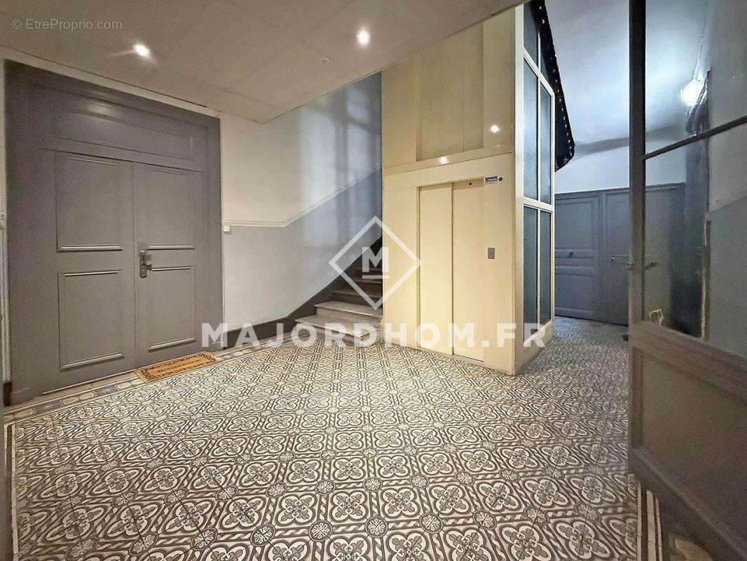 Appartement à MARSEILLE-6E