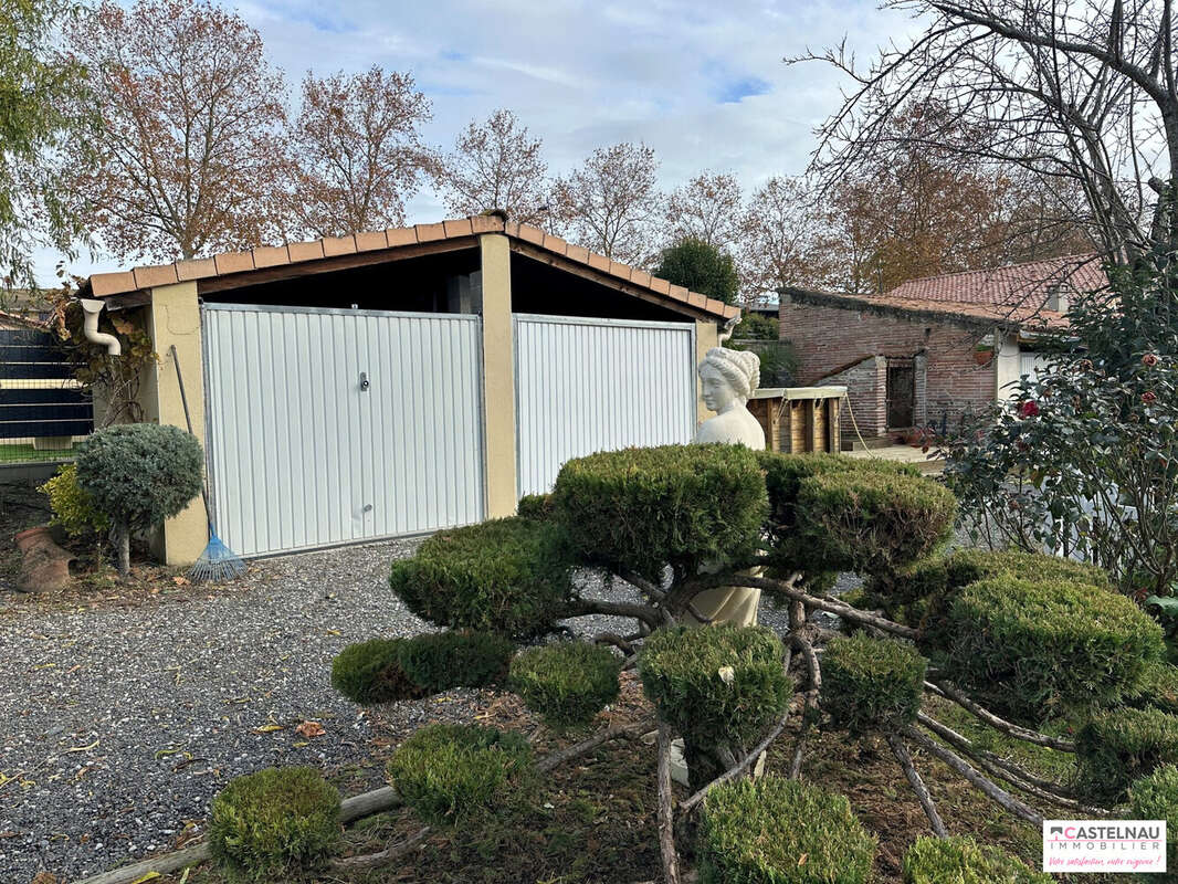 Terrain à CASTELNAU-D&#039;ESTRETEFONDS