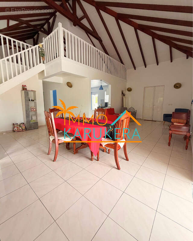 À vendre villa créole vue mer 350 m de la plage au moule - photo 5