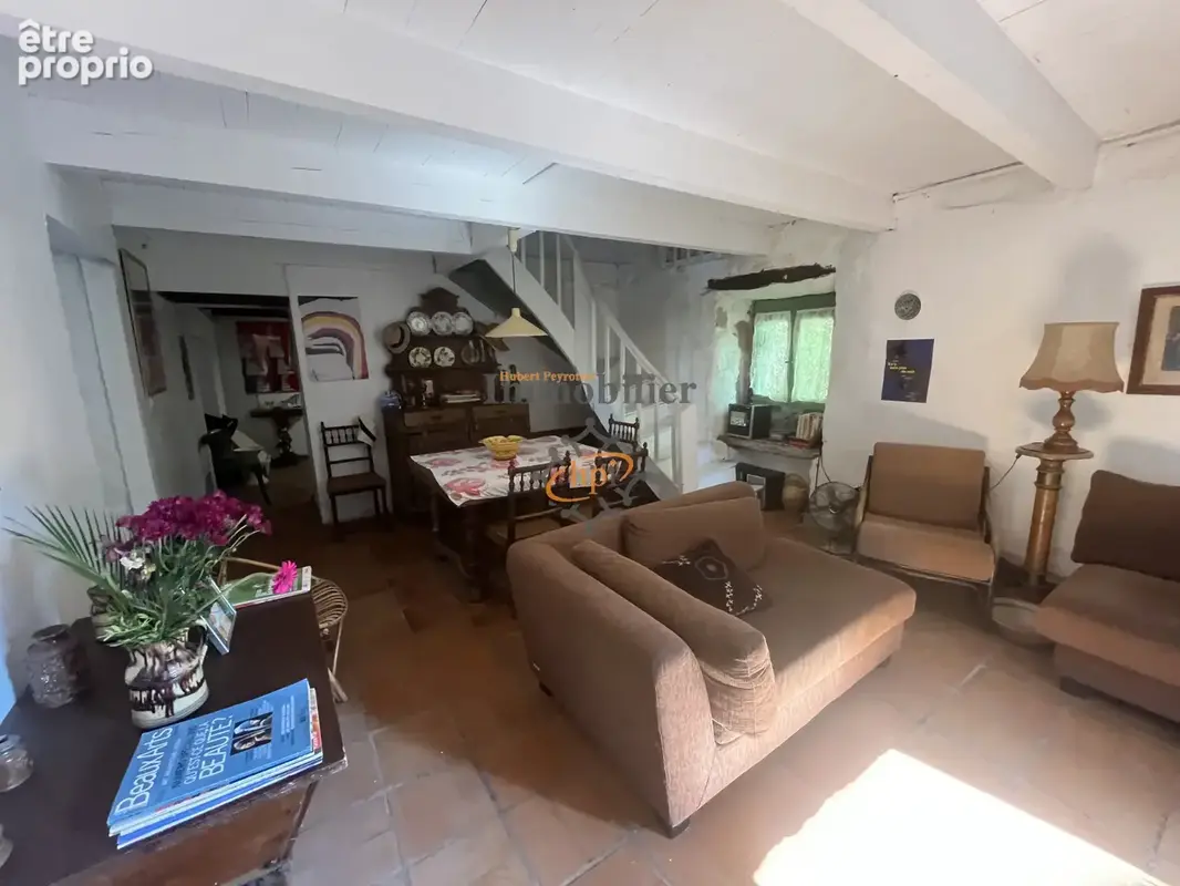 Vente maison de village de caractère avec jardin arboré - photo 3