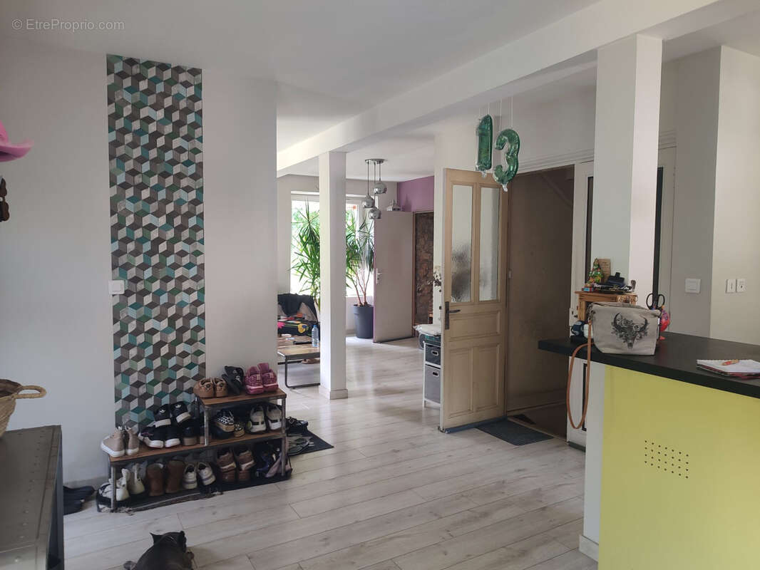 Belle maison familiale de 184 m2 sur terrain de 1 311 m2 - photo 6