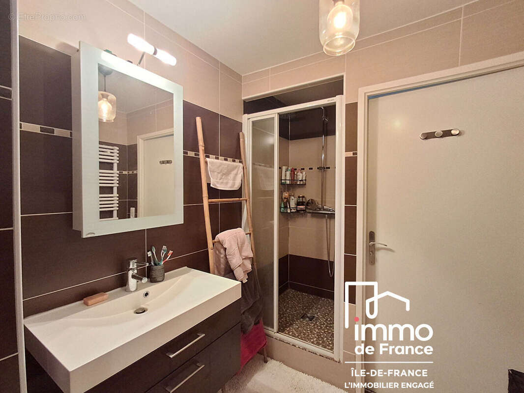 Appartement à MANTES-LA-JOLIE