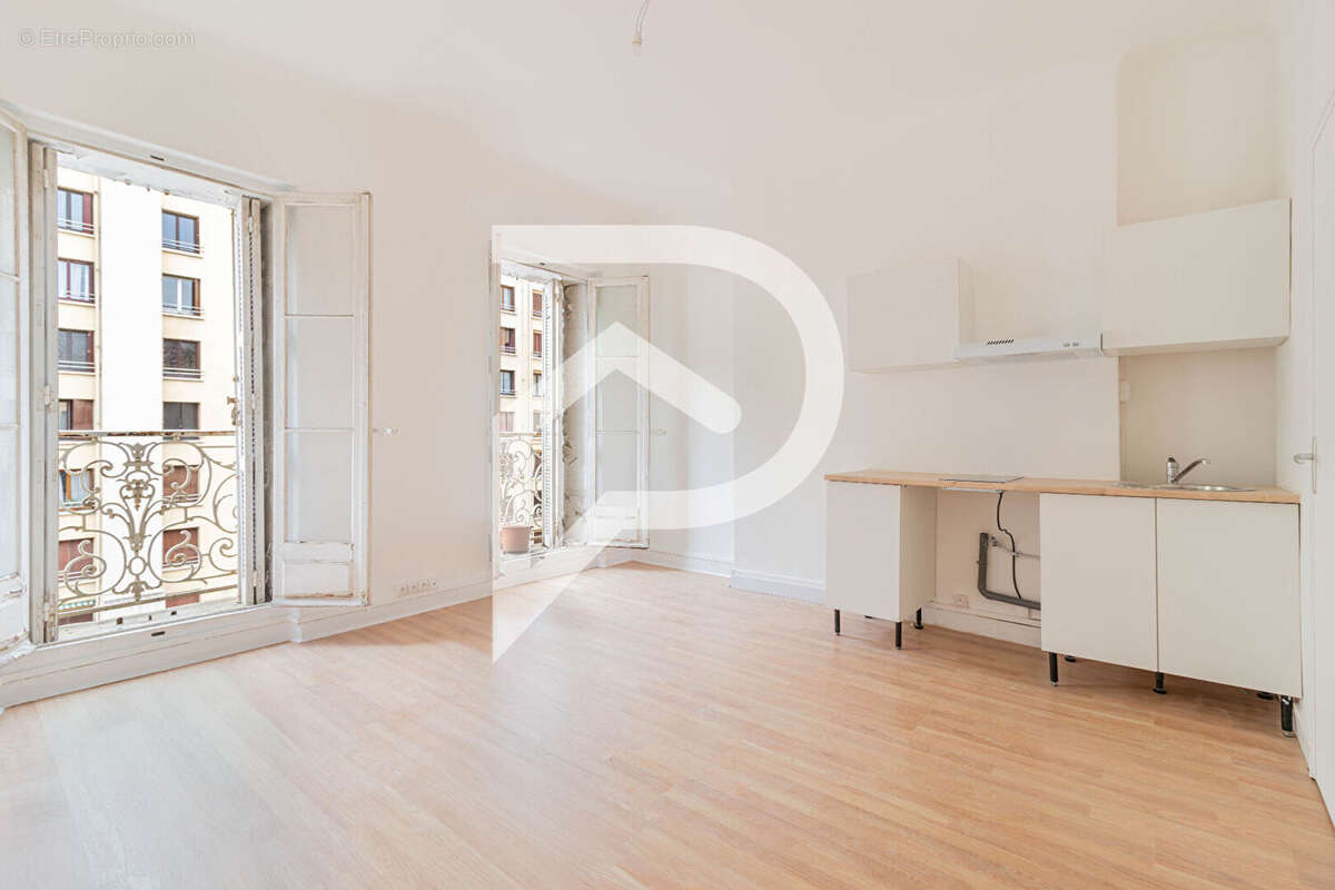 Appartement à MARSEILLE-2E