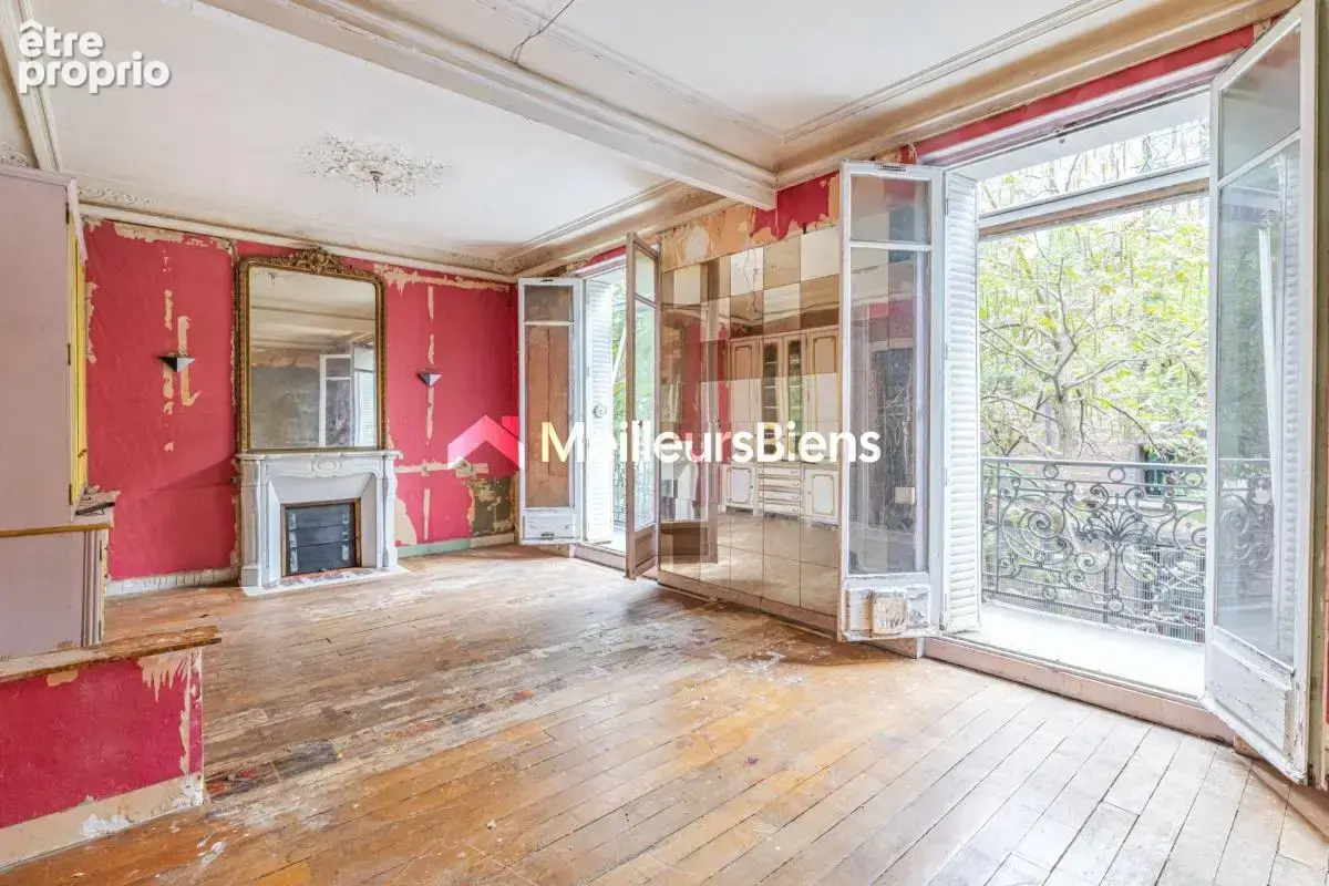 Appartement à PARIS-4E