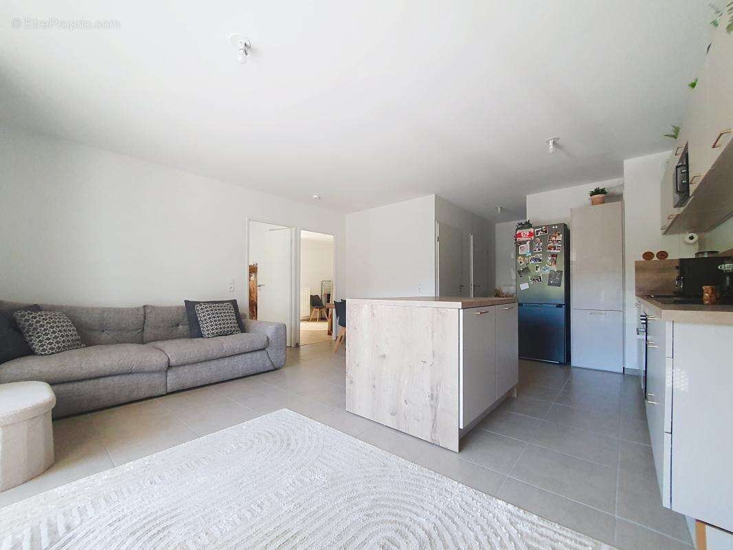 Appartement à PONT-EVEQUE