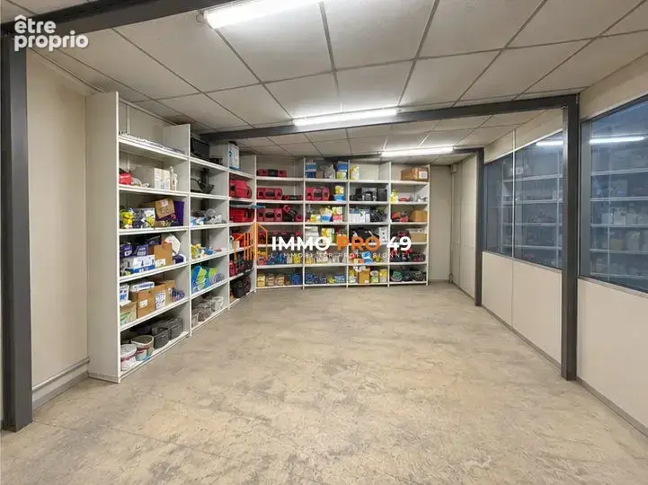 Commerce 550 m² à vendre à Cholet (49300) - photo 7