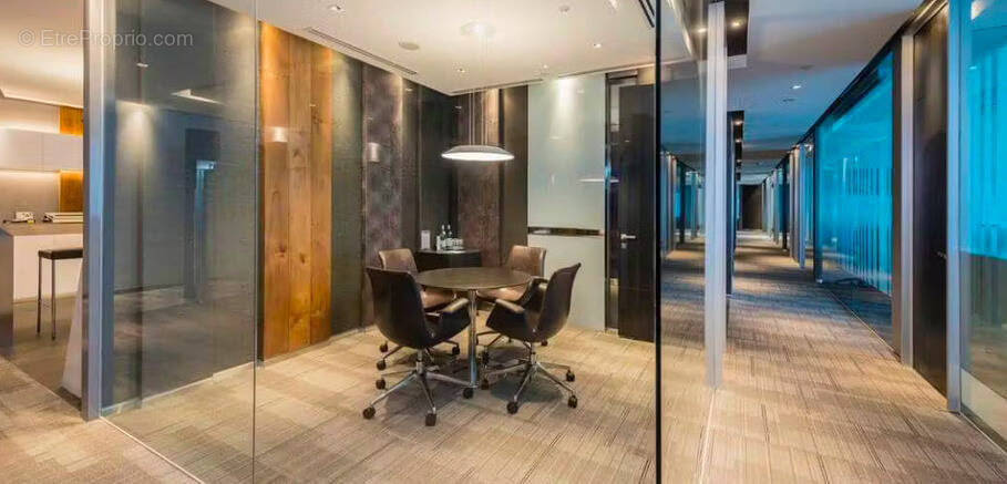 Commerce à JASSANS-RIOTTIER