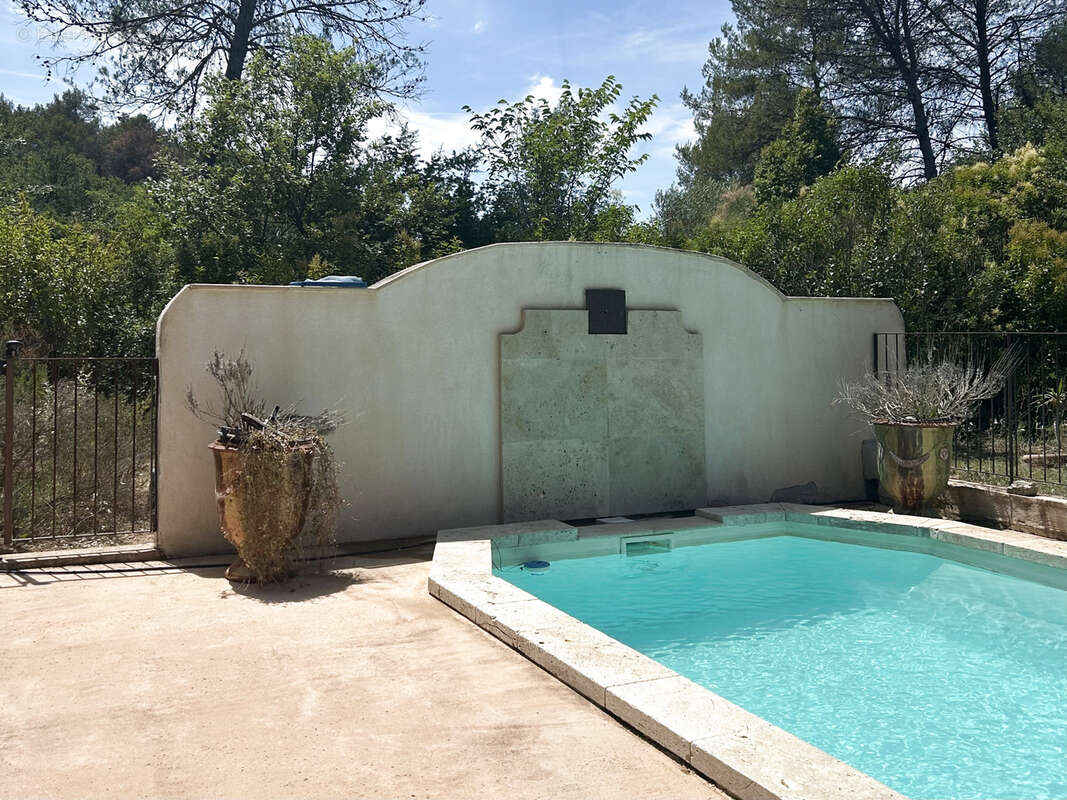 Maison à LA BOUILLADISSE