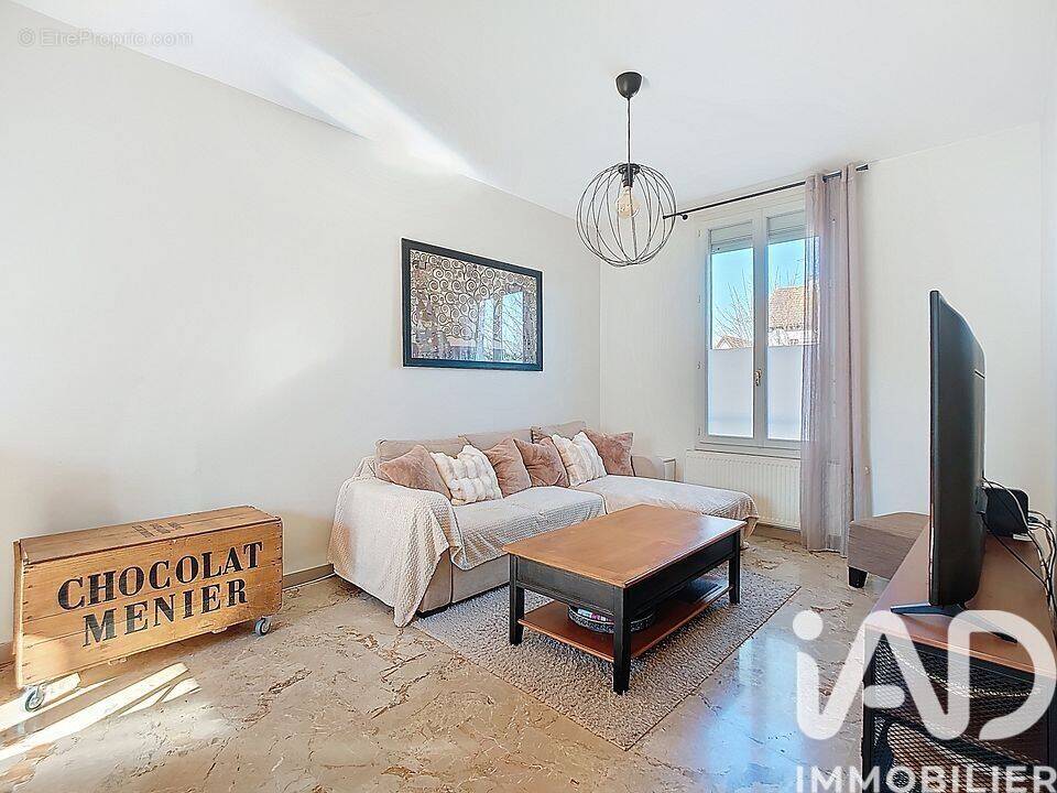 Photo 1 - Maison à VARENNES-SUR-SEINE