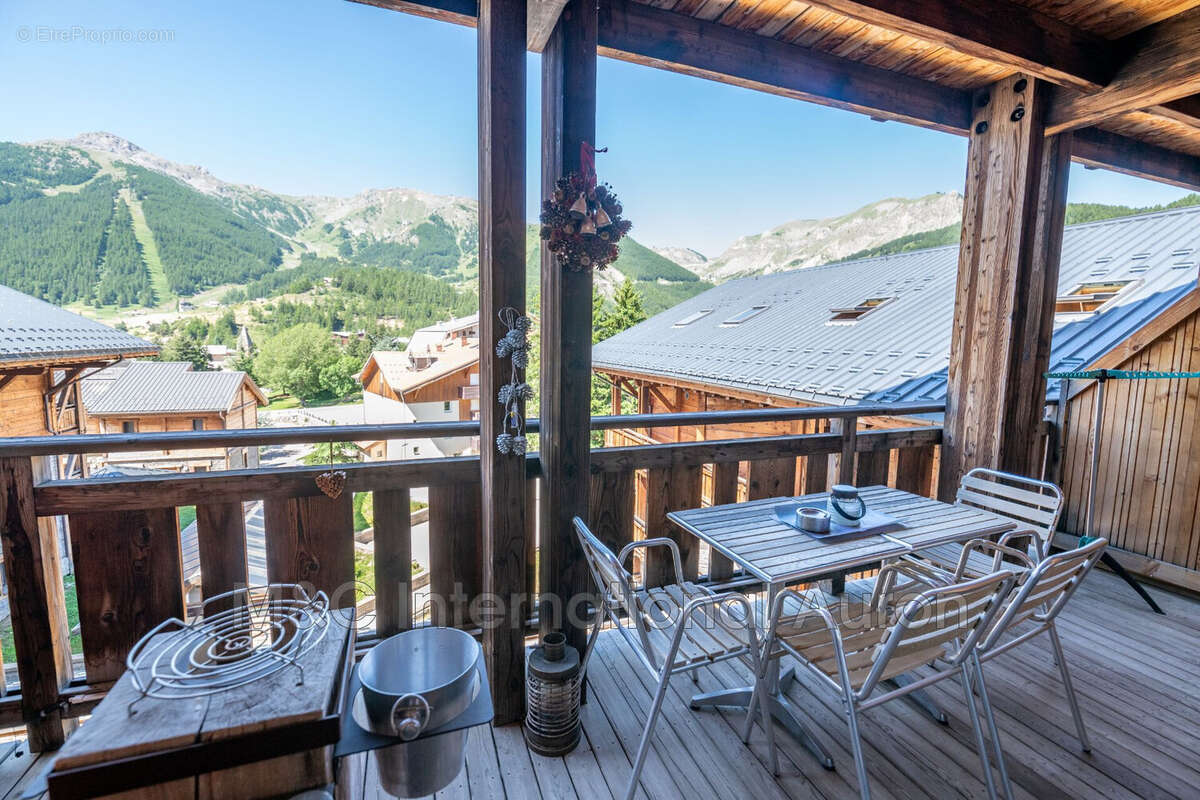 Appartement à SAINT-ETIENNE-DE-TINEE