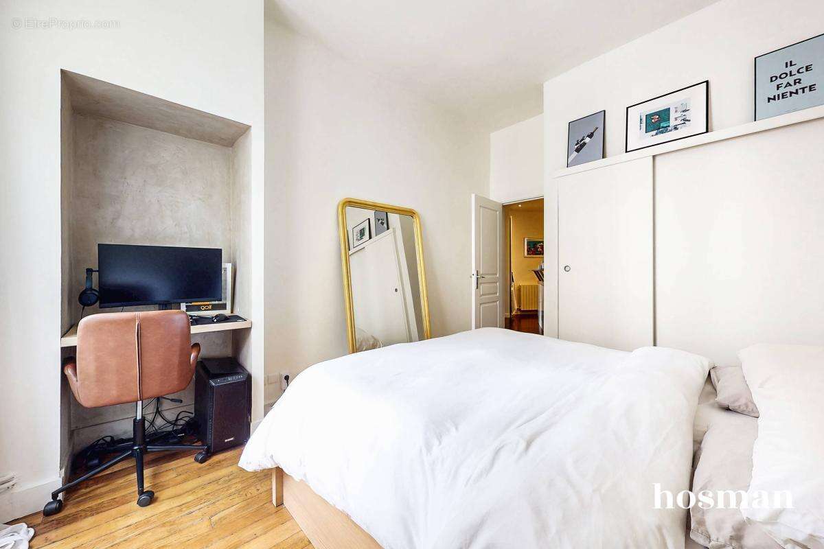 Appartement à PARIS-17E