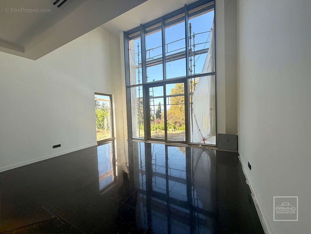 Saint Didier Au Mont D'Or, Maison de 148 m² sur 851m² de terrain avec vue panoramique - photo 5