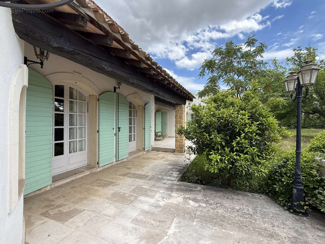 Maison à BOUILLARGUES