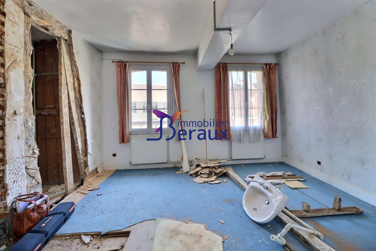Appartement à CLERES