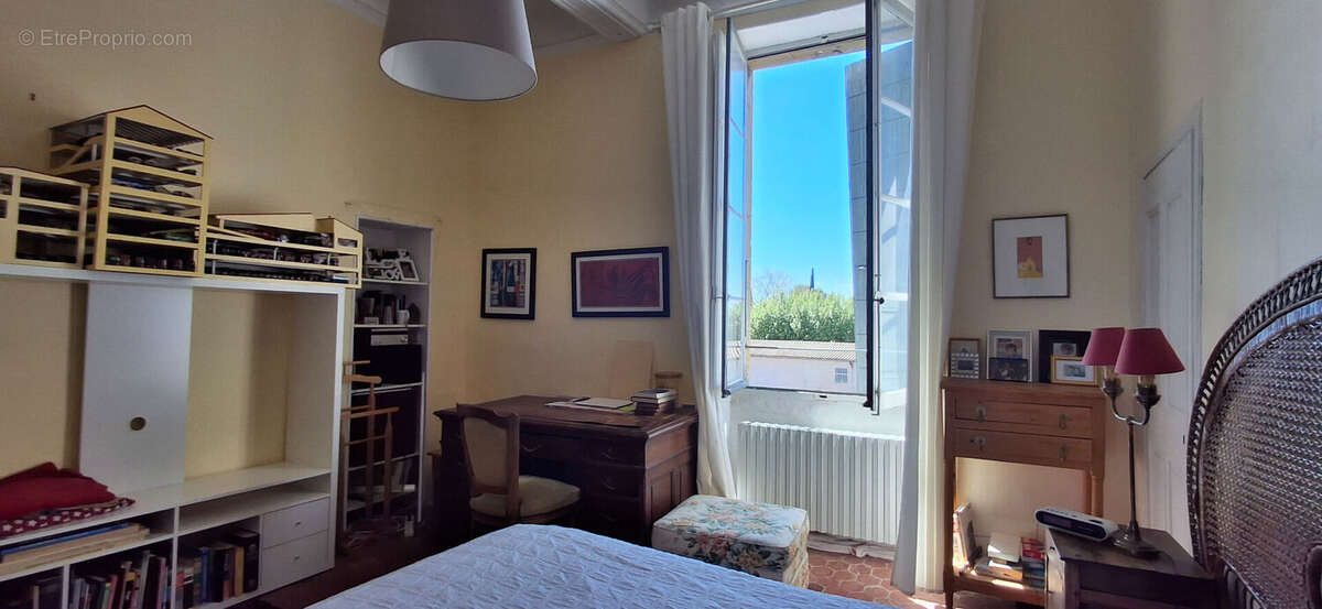 Maison à SAINT-PAUL-TROIS-CHATEAUX