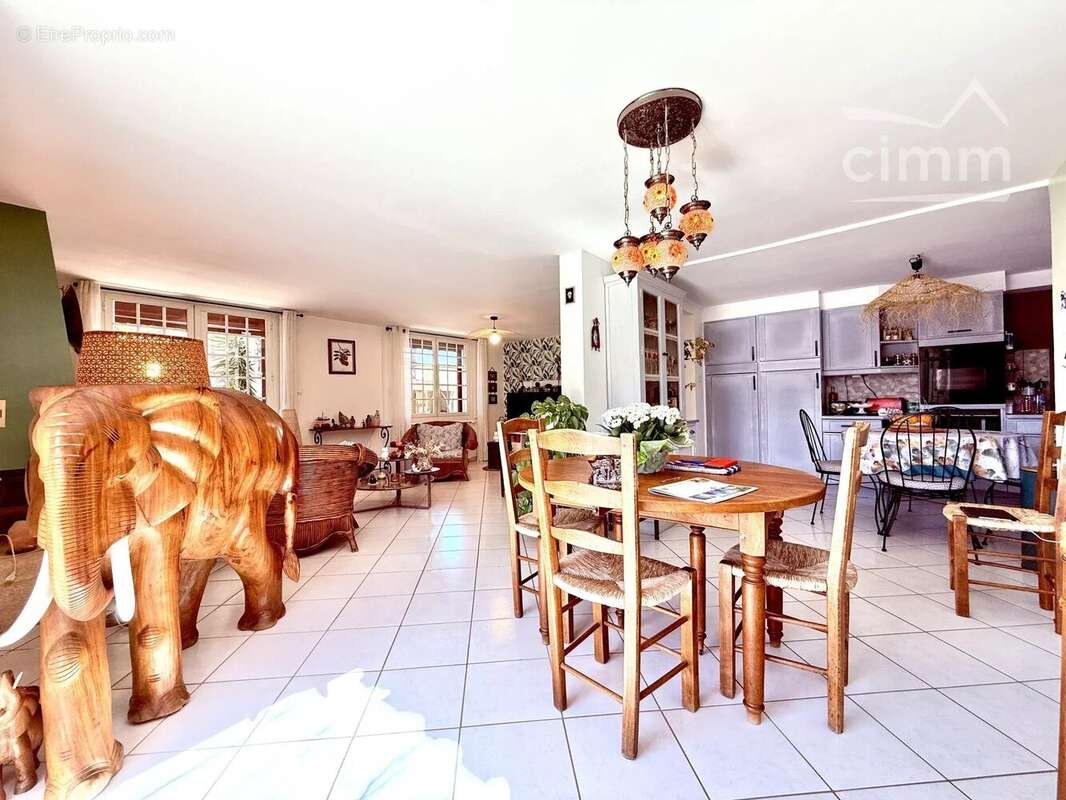 Maison à PORT-SAINT-LOUIS-DU-RHONE