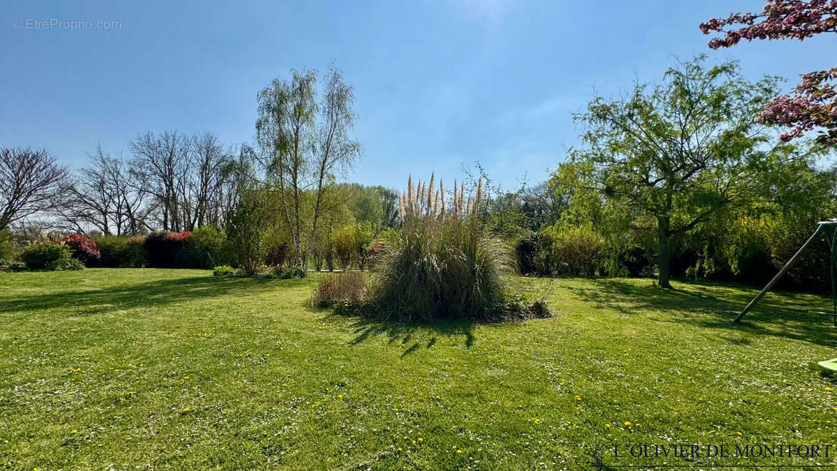 Maison à MONTFORT-L&#039;AMAURY