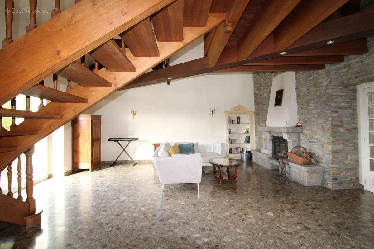 Maison 230 m² à Saint-Barnabe  - photo 3