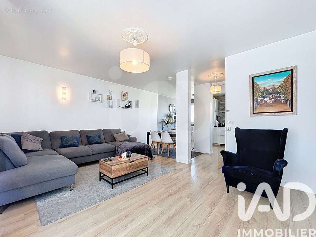 Photo 3 - Maison à PONTAULT-COMBAULT