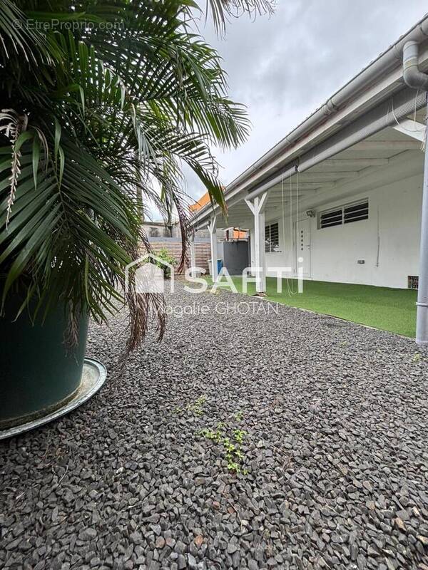 Photo 1 - Maison à MORNE-A-L'EAU