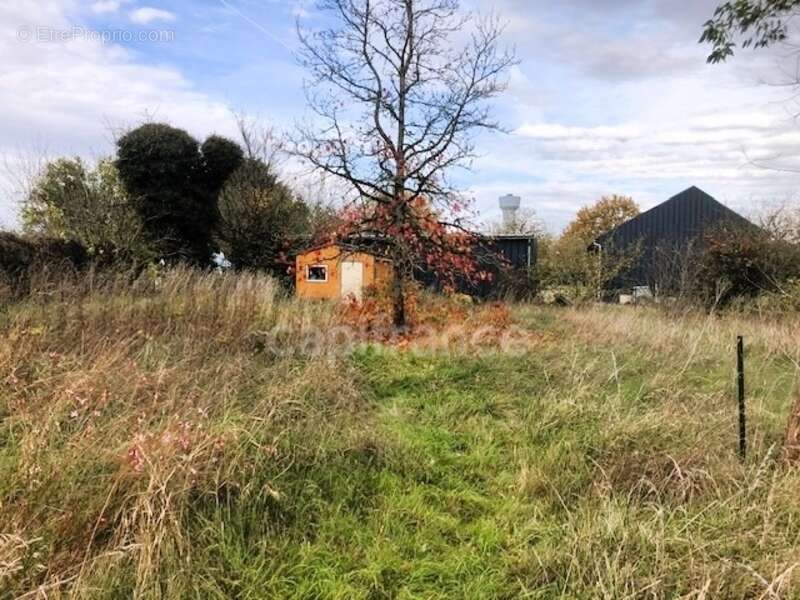 Maison à LA CHAPELLE-VICOMTESSE