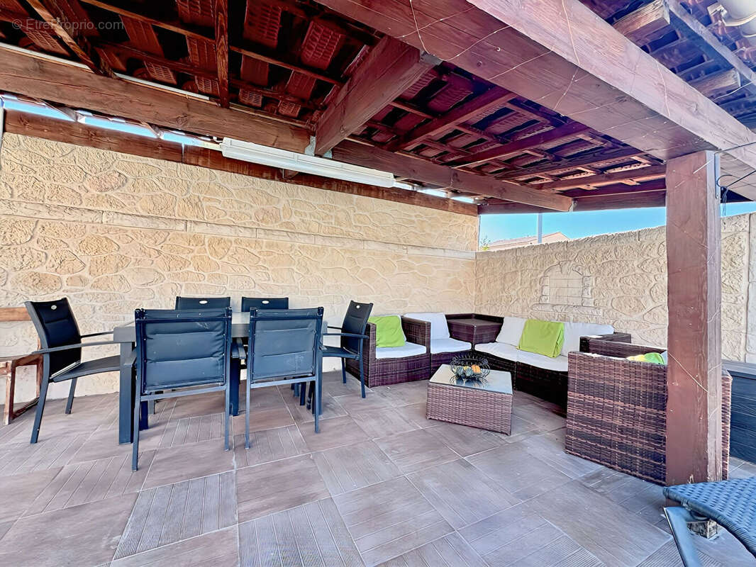 Maison t5 marignane  119 m² avec piscine et garage - photo 4