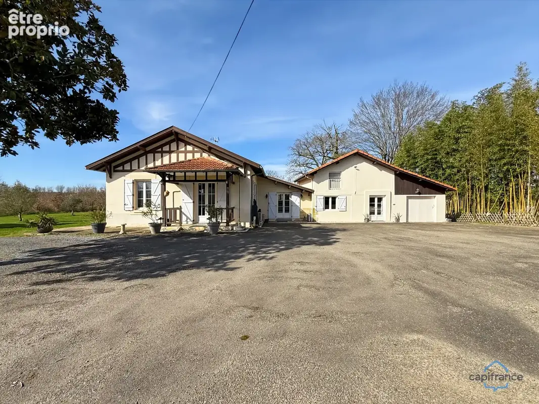 Dpt Gers (32), à vendre BARCELONNE DU GERS Maison T5 de 155 m² habitables + grands garages, dépendances et piscine sur 8678 m² d - photo 12