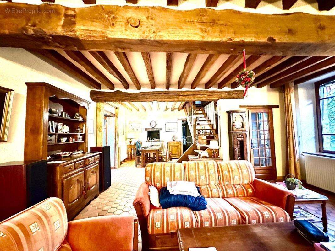 Maison à BRANNAY