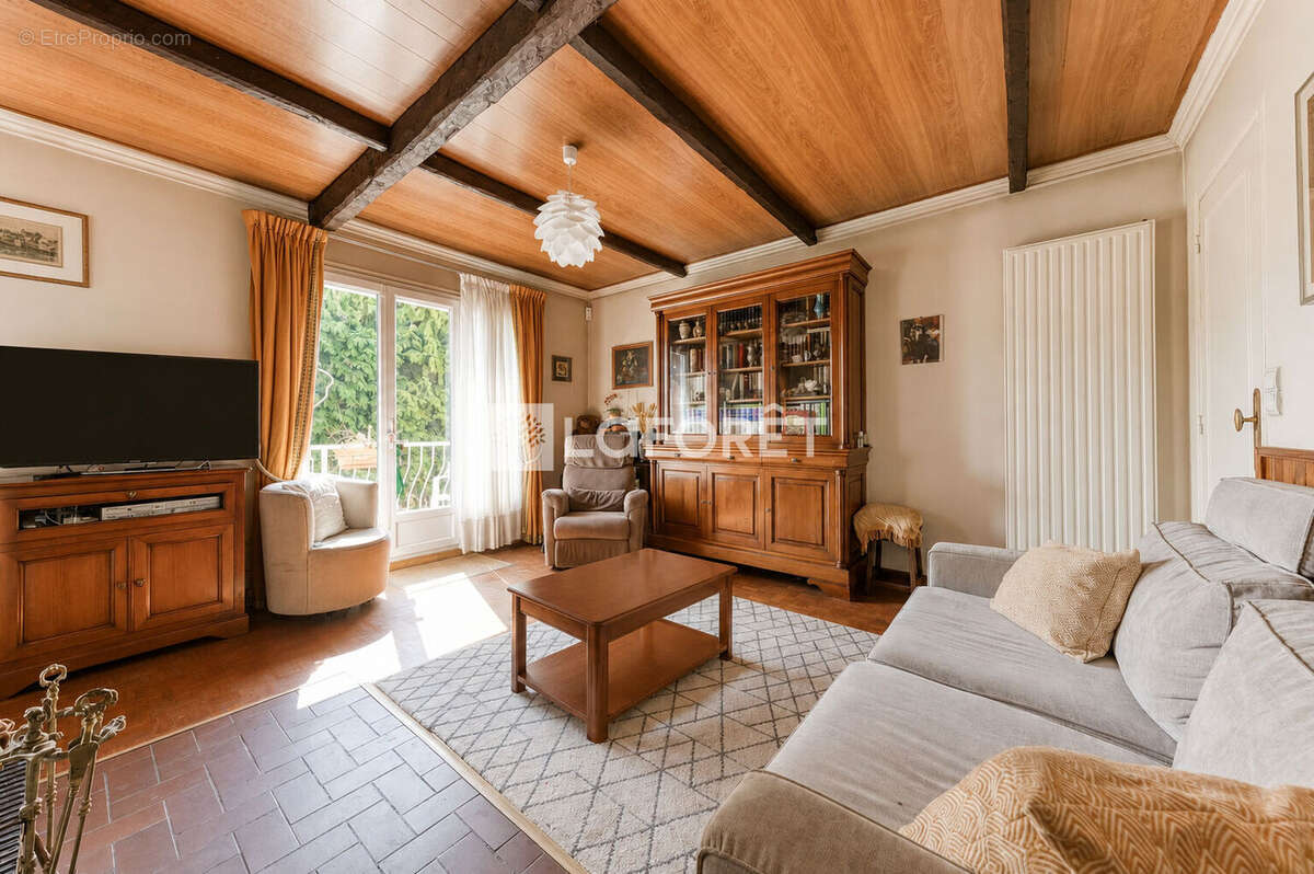 Maison à vendre à Roissy En Brie 5 pièce(s) 102 m2 - photo 3