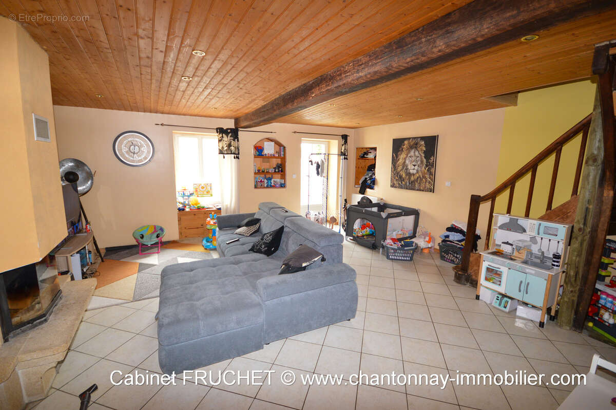BOURNEZEAU - Agréable maison de village - photo 6