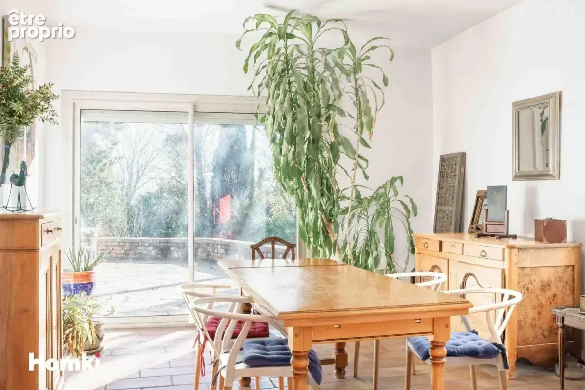 Propriété et 3 gites / T7 de 500 m² à Saint-Montan 07220 - photo 10