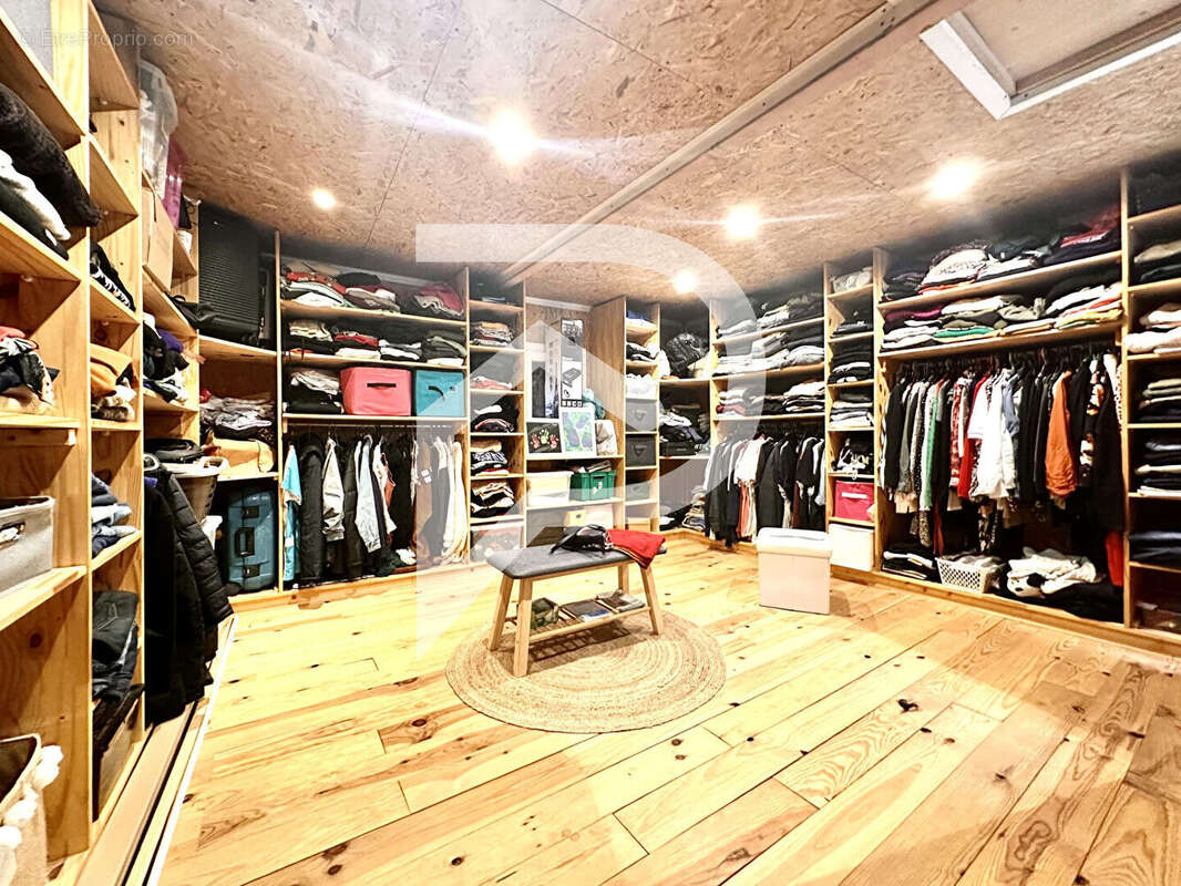 Maison à THIEBAUMENIL