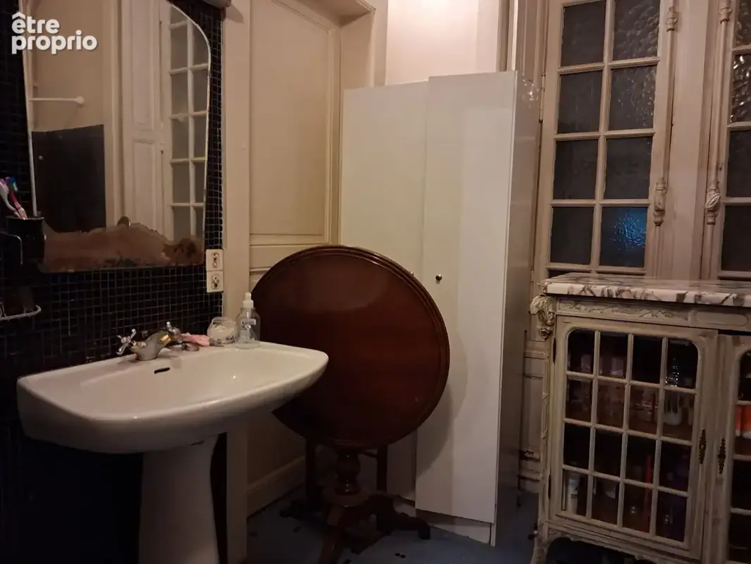 Bel hôtel particulier à vendre, centre-ville de Rennes, 250m² hab, 10 pièces, 8 chbres, garage. - photo 16