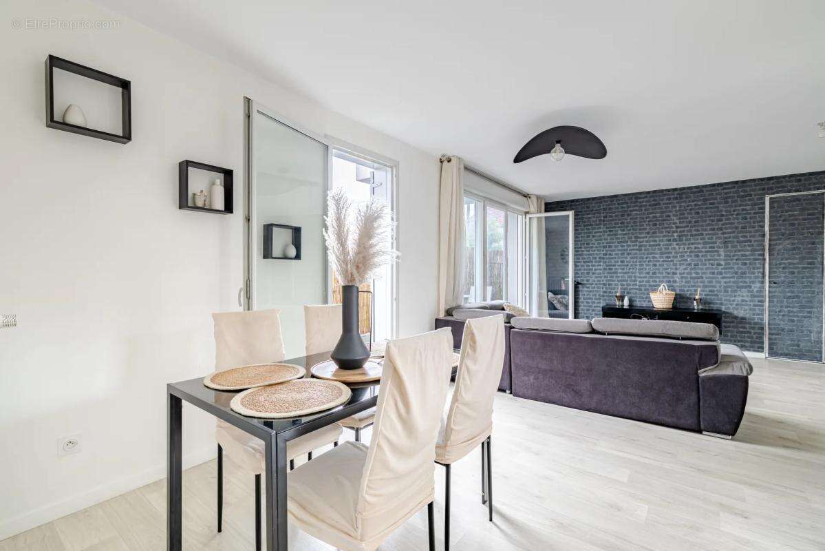 Appartement 4 pièces de 77 m² à Bezons - photo 3