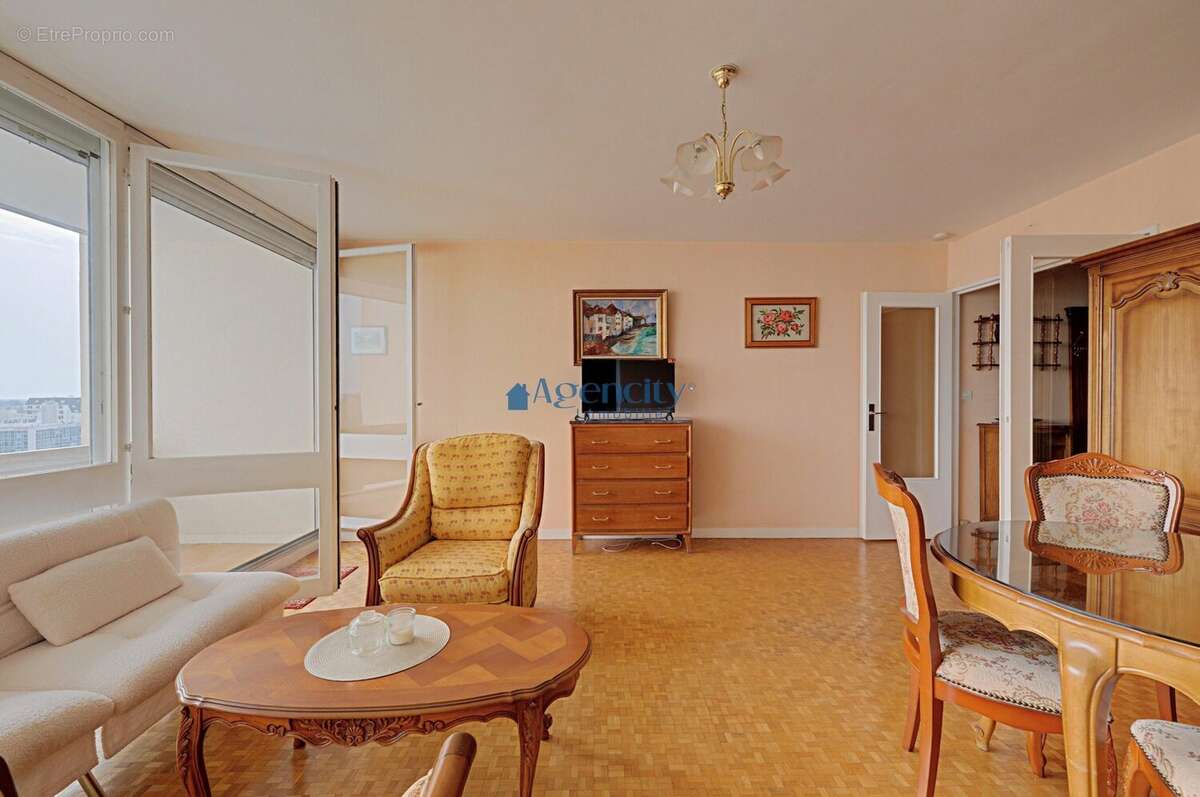 Appartement à NOISY-LE-GRAND