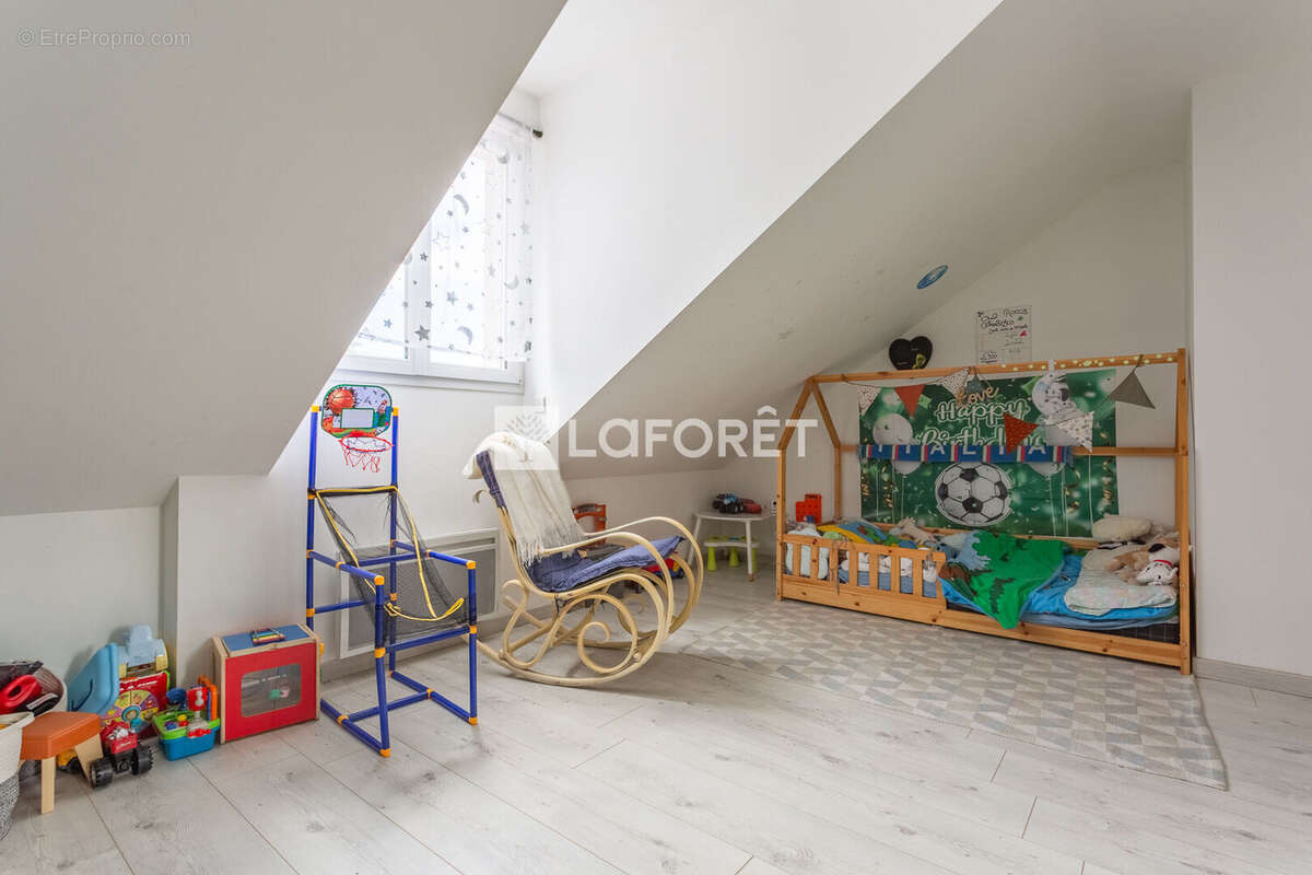 Maison à BALLANCOURT-SUR-ESSONNE