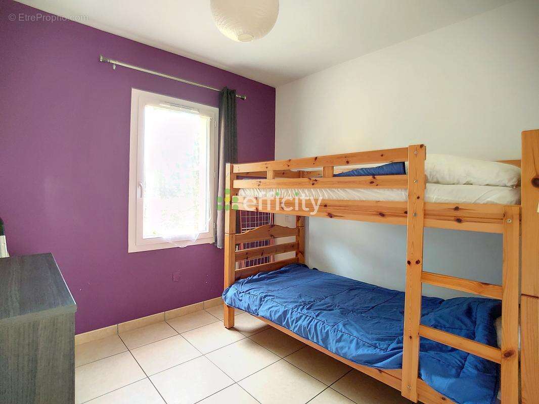Maison 332 m² à Sainte-Eulalie-En-Born  - photo 13