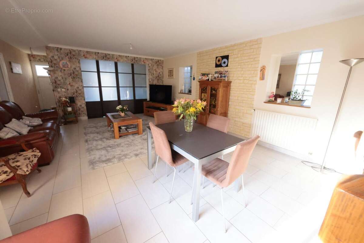 Photo 2 - Maison à MORANGIS