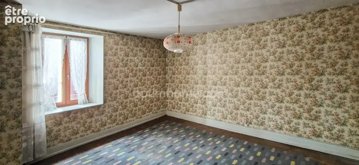 70400 hericourt - maison 8 pieces - 5 chambres - gros potentiel - photo 8