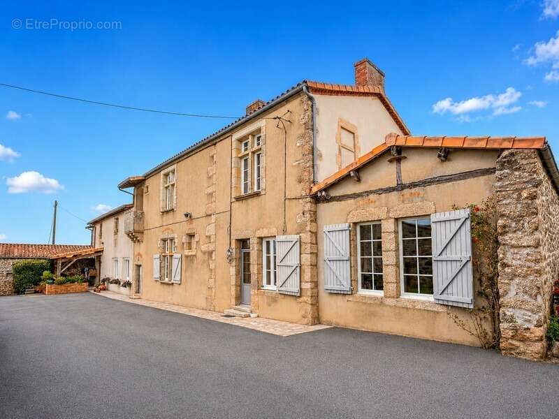 Ancien corps de ferme de caractère - Propriété familiale avec dépendances - 4 hectares avec étang privé - Idéal projet familial, - photo 14