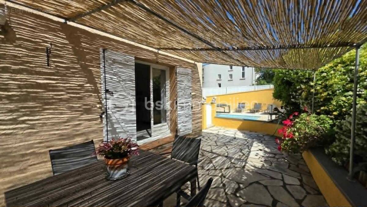 Maison à COGOLIN