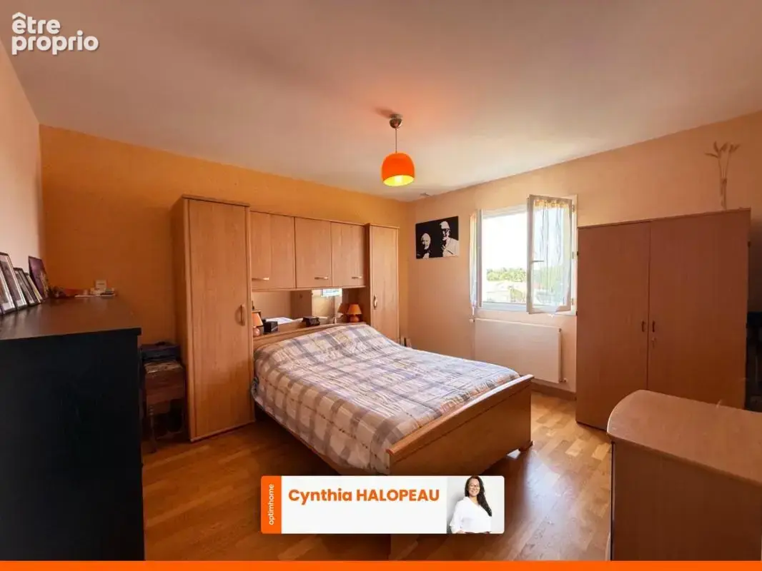 Maison familiale de 161 m² avec piscine – Chauché - photo 6