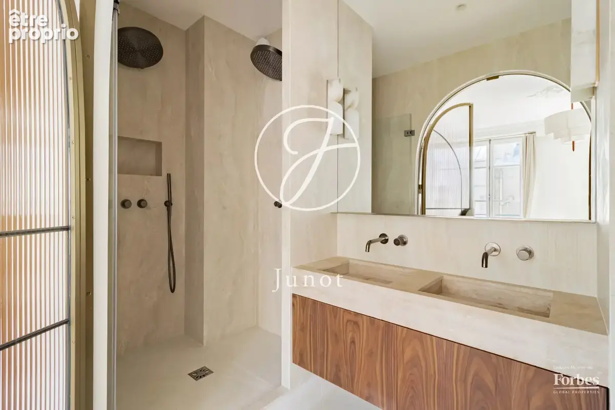 Paris 1er - PLACE VENDÔME / SAINT-HONORÉ - Appartement - 5 pièces - 163,73m² Carrez - 3 chambres - Parfaitement rénové - Climati - photo 19